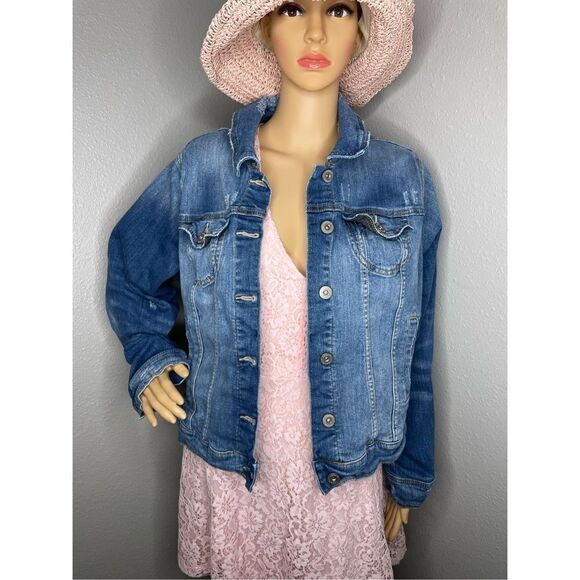Torrid Distressed Medium Wash Jean Denim Jacket Button up Blue Size 2 / 2X - Picture 1 of 14